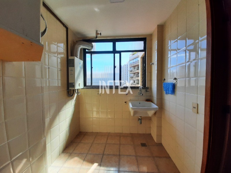 Apartamento à venda com 4 quartos, 150m² - Foto 59