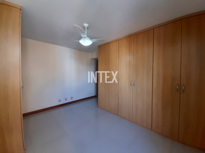 Apartamento à venda com 4 quartos, 150m² - Foto 33