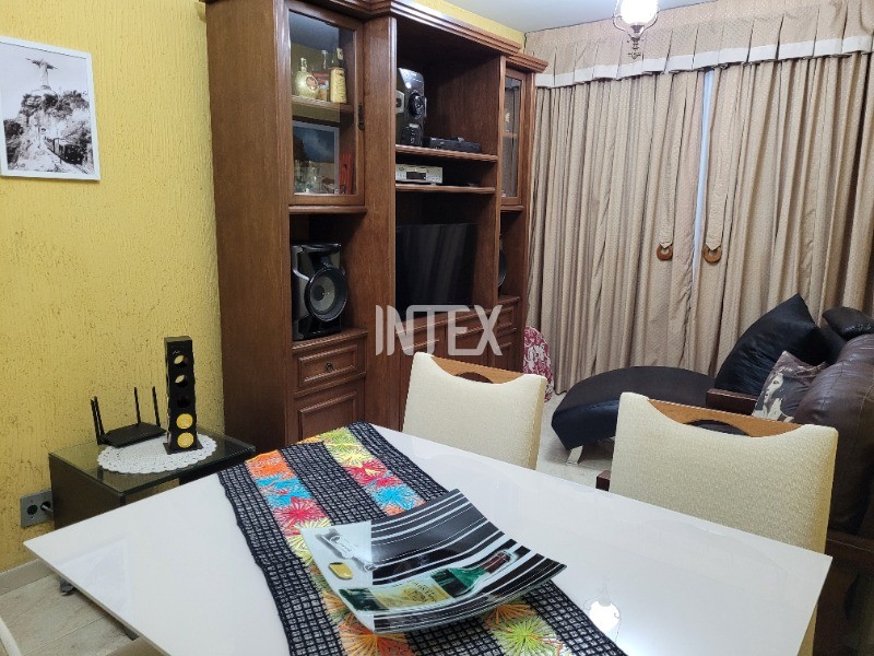 Apartamento à venda com 2 quartos, 66m² - Foto 5