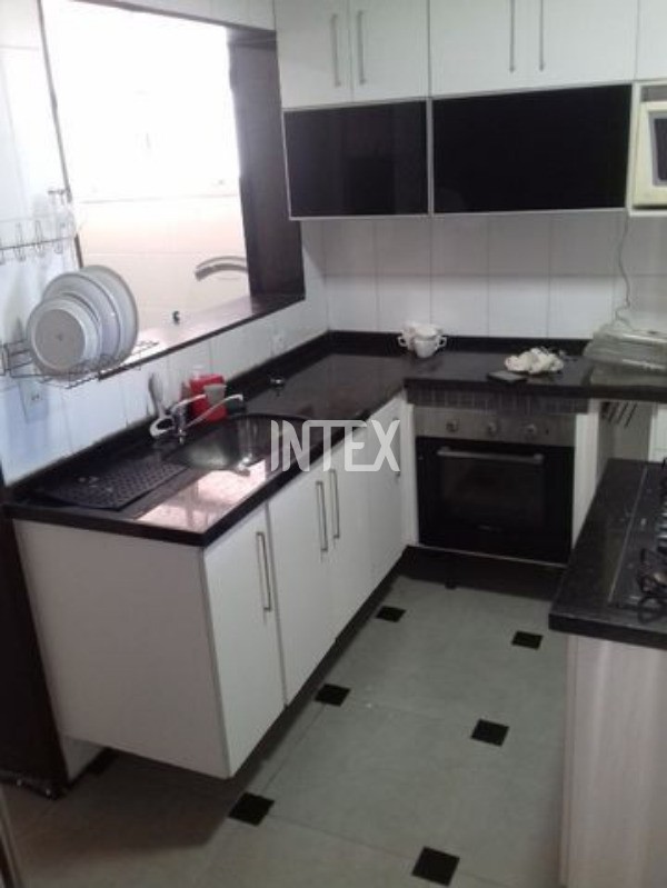 Casa à venda com 4 quartos, 350m² - Foto 22