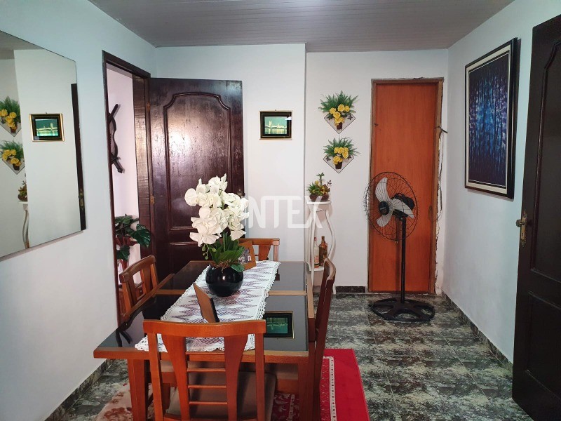 Casa à venda com 2 quartos, 80m² - Foto 13