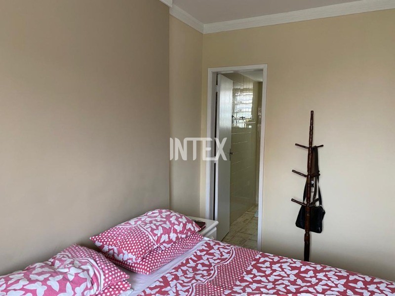 Apartamento à venda com 2 quartos, 75m² - Foto 5