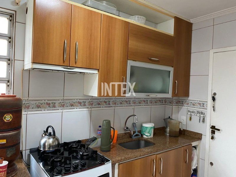 Apartamento à venda com 2 quartos, 75m² - Foto 12