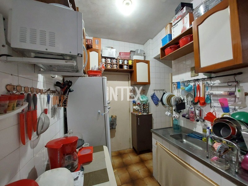 Apartamento à venda com 2 quartos, 77m² - Foto 13