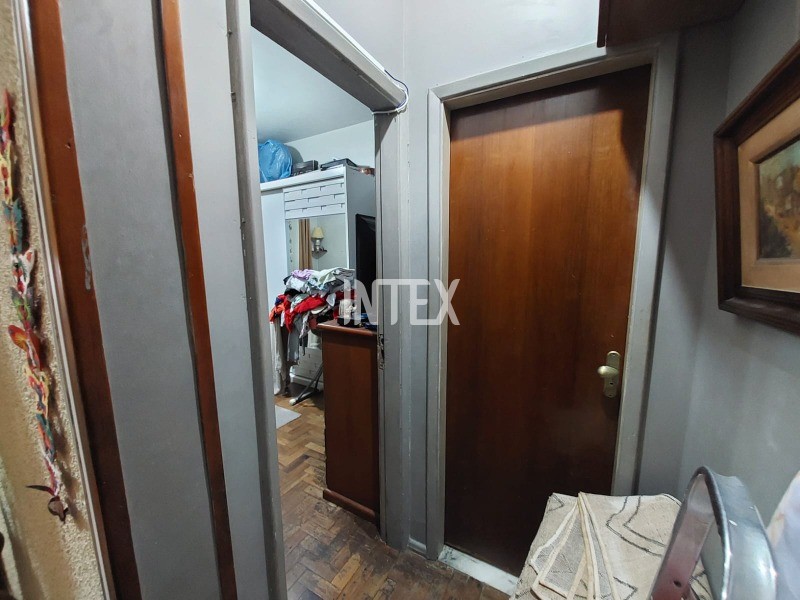 Apartamento à venda com 2 quartos, 77m² - Foto 5