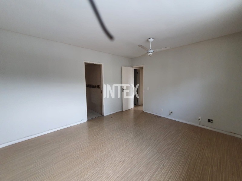 Apartamento à venda com 2 quartos, 90m² - Foto 3