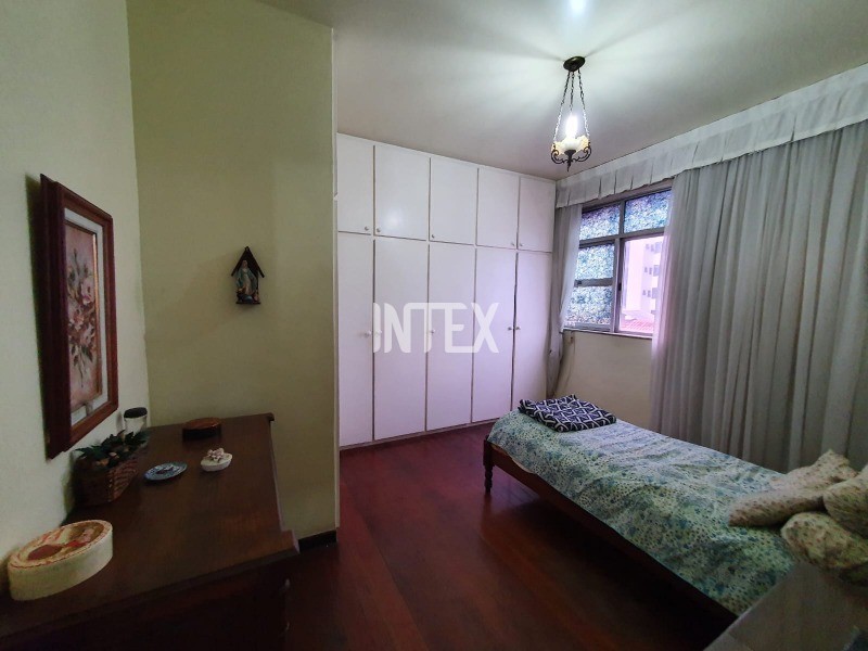 Apartamento à venda com 3 quartos, 150m² - Foto 19