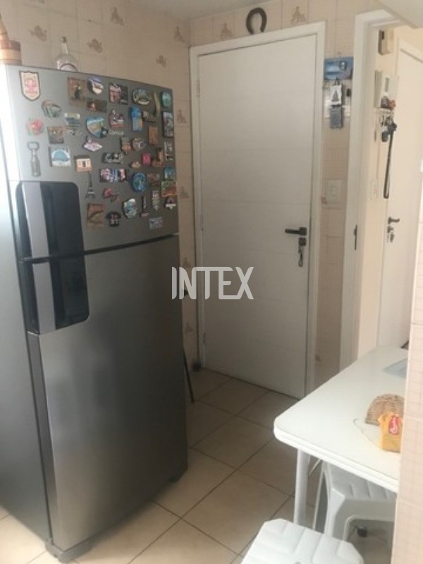 Apartamento à venda com 2 quartos, 88m² - Foto 17