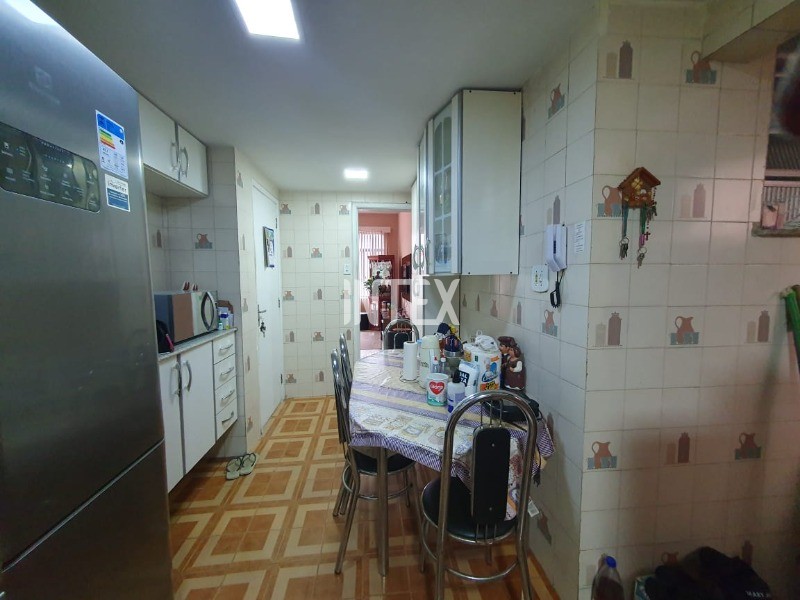 Apartamento à venda com 2 quartos, 72m² - Foto 15