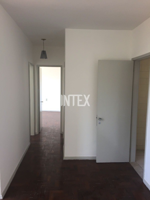 Apartamento à venda com 2 quartos, 85m² - Foto 6