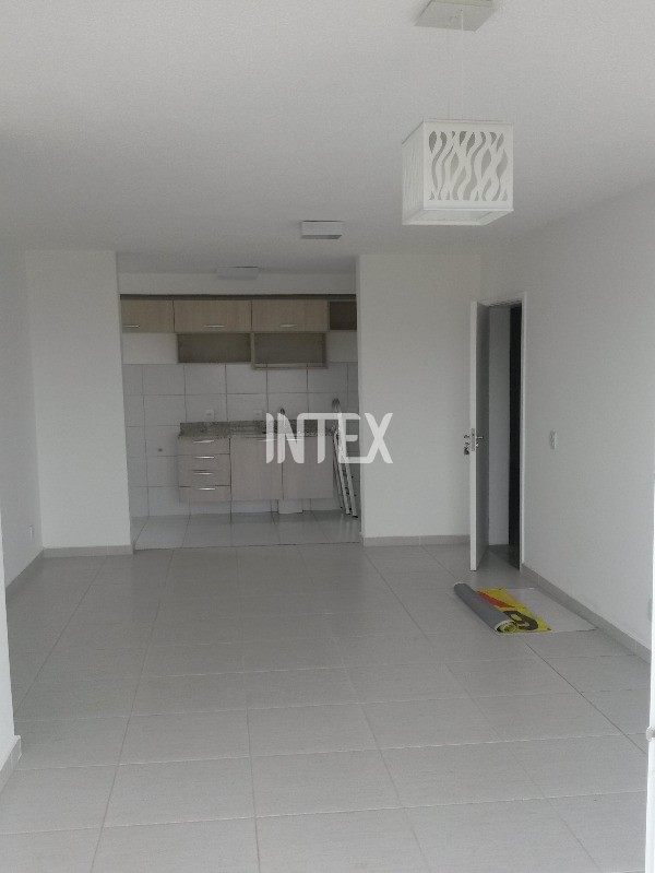 Apartamento à venda com 3 quartos, 70m² - Foto 4