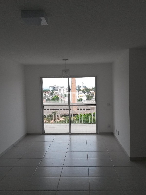 Apartamento à venda com 3 quartos, 70m² - Foto 7