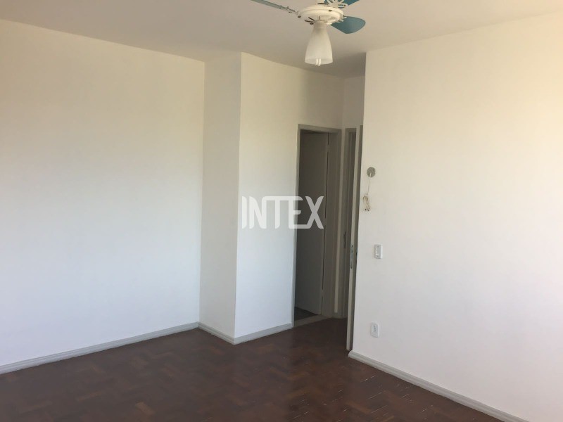 Apartamento à venda com 2 quartos, 85m² - Foto 7