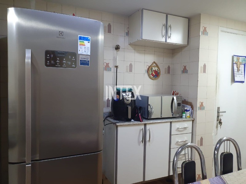 Apartamento à venda com 2 quartos, 72m² - Foto 14