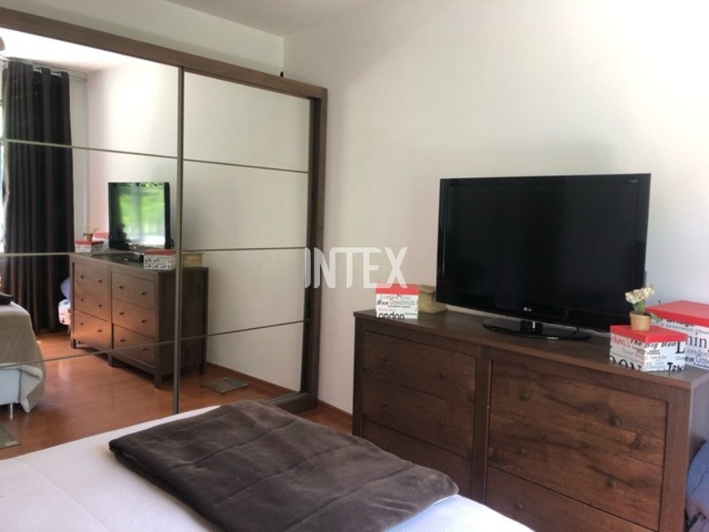 Apartamento à venda com 3 quartos, 144m² - Foto 5