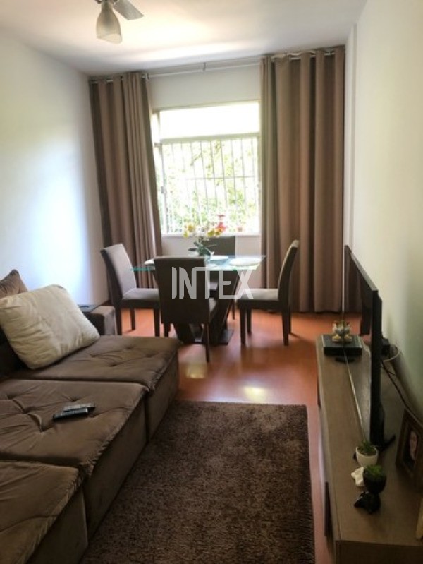 Apartamento à venda com 3 quartos, 144m² - Foto 1