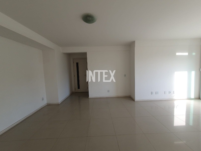 Apartamento à venda com 3 quartos, 105m² - Foto 5