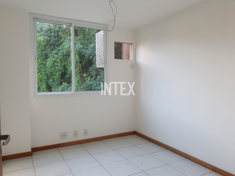 Apartamento à venda com 3 quartos, 97m² - Foto 17