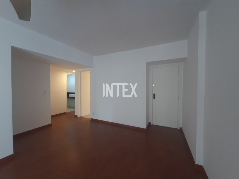 Apartamento à venda com 2 quartos, 90m² - Foto 4