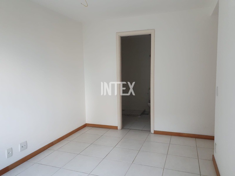 Apartamento à venda com 3 quartos, 97m² - Foto 16