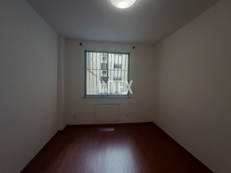 Apartamento à venda com 2 quartos, 90m² - Foto 19