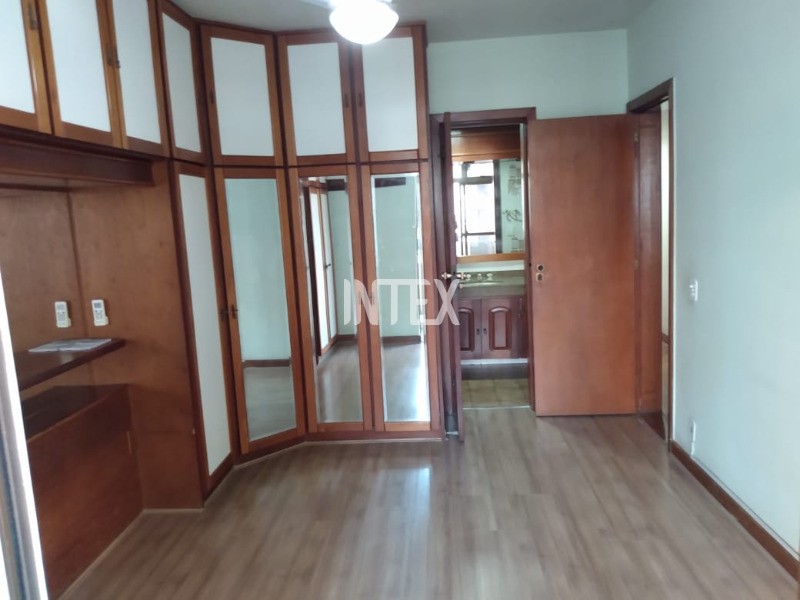 Apartamento à venda com 4 quartos, 181m² - Foto 14