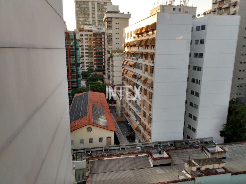 Apartamento à venda com 4 quartos, 181m² - Foto 15