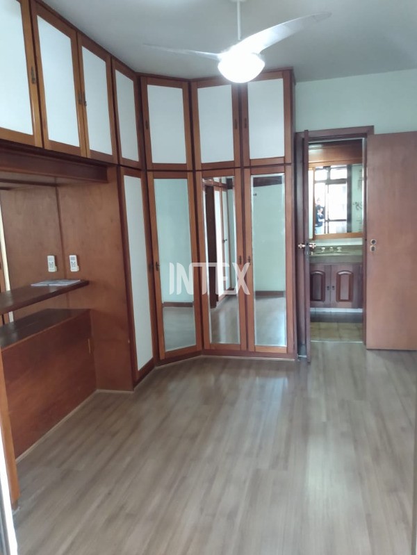 Apartamento à venda com 4 quartos, 181m² - Foto 10