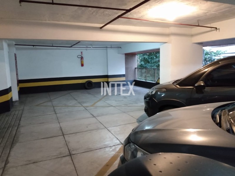 Apartamento à venda com 4 quartos, 181m² - Foto 34