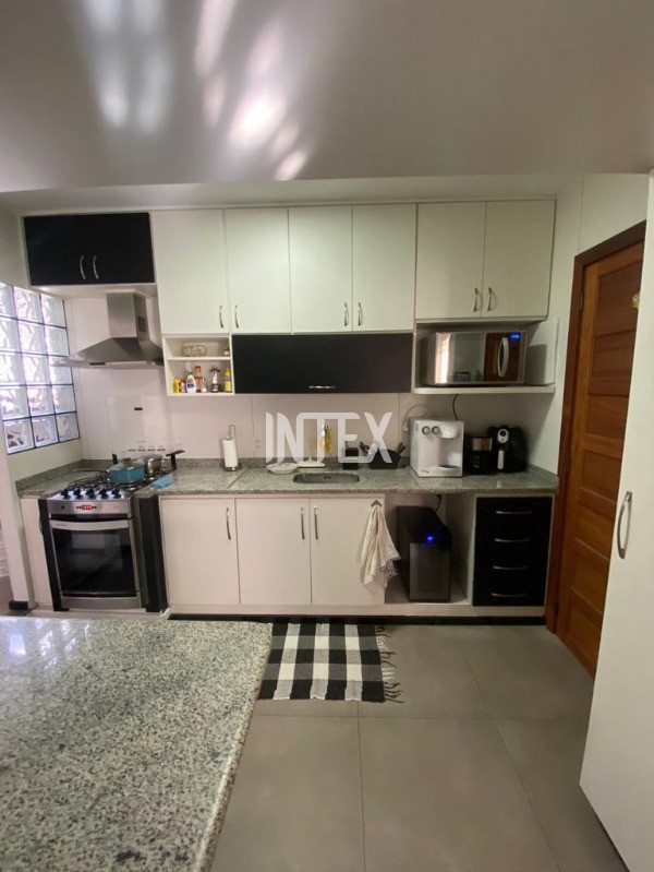 Cobertura à venda com 3 quartos, 220m² - Foto 16