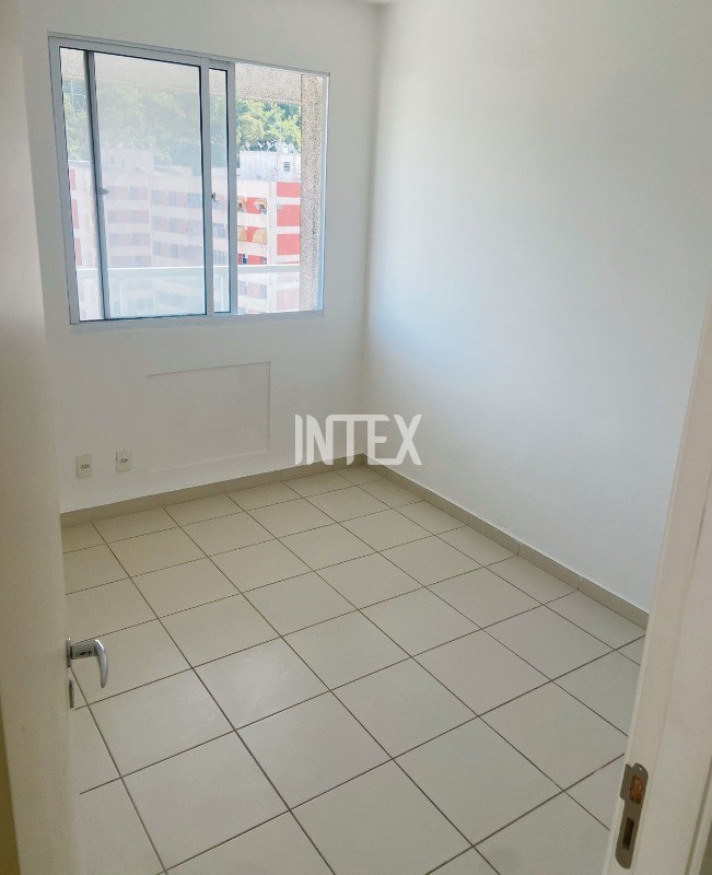 Apartamento à venda com 3 quartos, 87m² - Foto 16