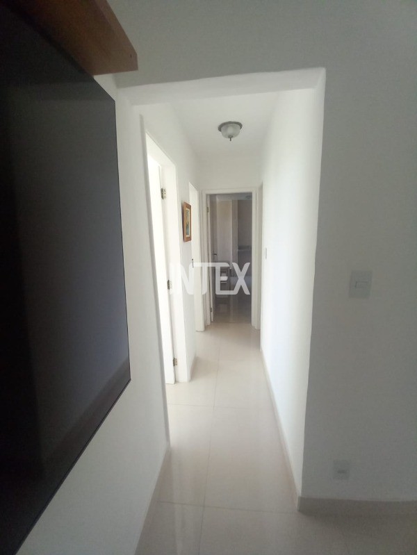 Apartamento à venda com 2 quartos, 75m² - Foto 26