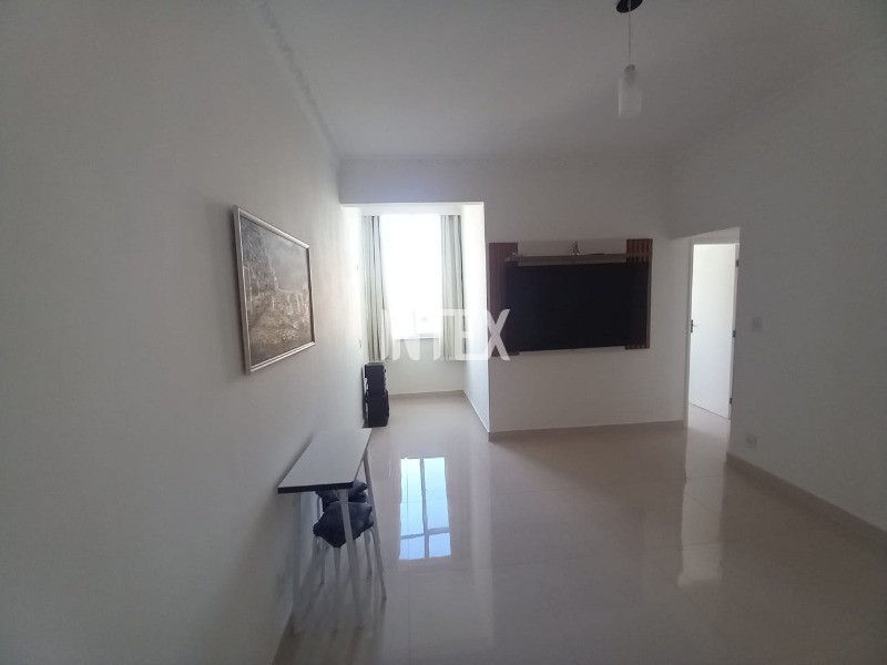 Apartamento à venda com 2 quartos, 75m² - Foto 15