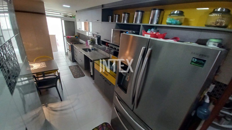 Apartamento à venda com 4 quartos, 169m² - Foto 27