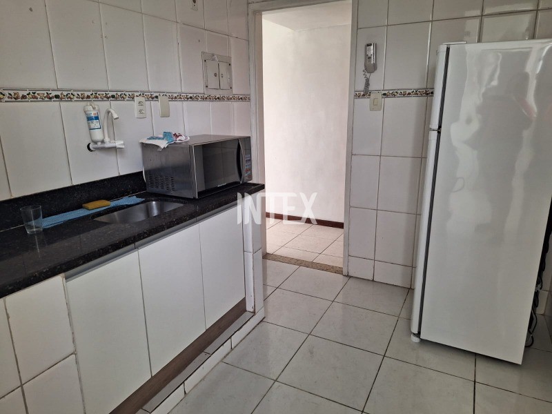 Apartamento à venda com 2 quartos, 70m² - Foto 10