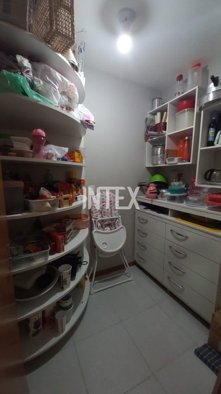 Apartamento à venda com 4 quartos, 169m² - Foto 32