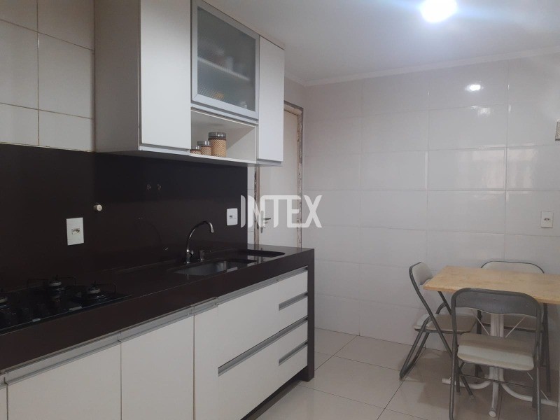 Apartamento à venda com 2 quartos, 78m² - Foto 5