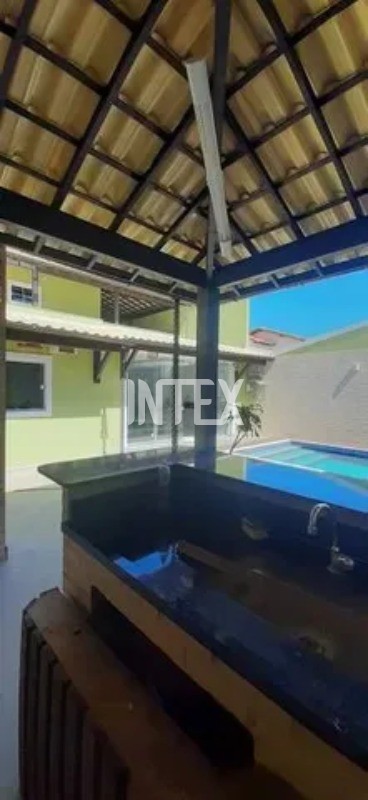 Casa à venda com 4 quartos, 390m² - Foto 13