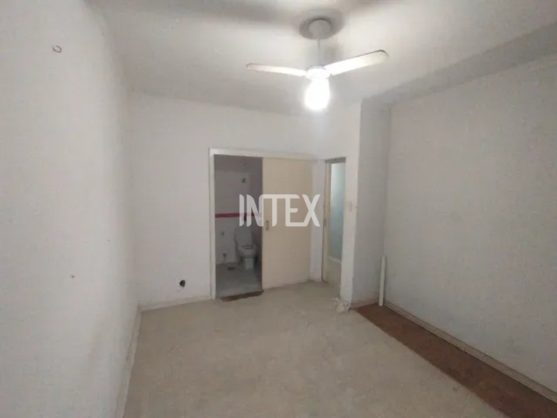 Apartamento à venda com 3 quartos, 160m² - Foto 13