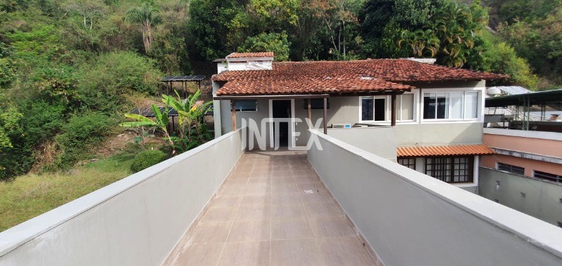 Casa à venda com 4 quartos, 414m² - Foto 46