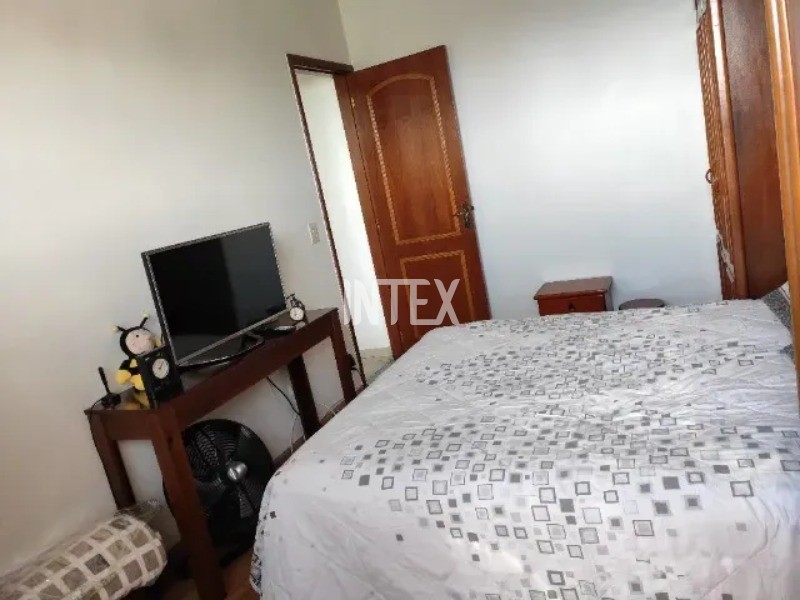 Apartamento à venda com 2 quartos, 85m² - Foto 5