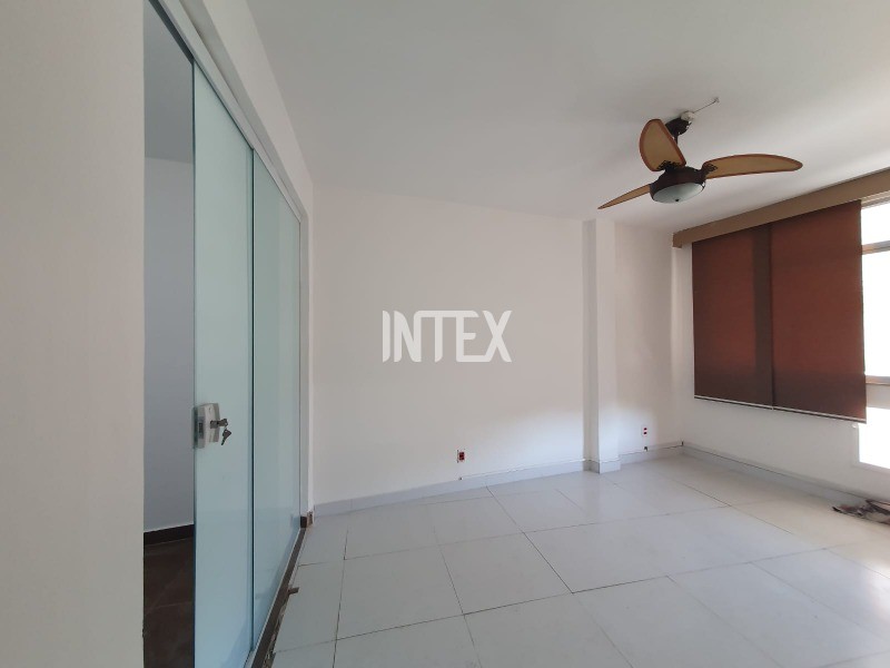 Apartamento à venda com 2 quartos, 110m² - Foto 11