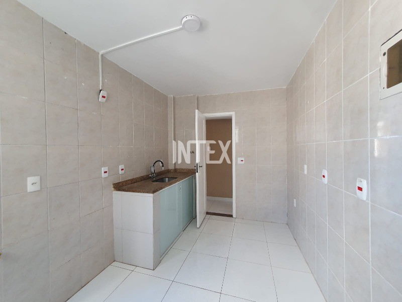 Apartamento à venda com 2 quartos, 110m² - Foto 15