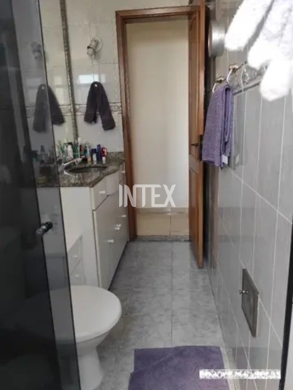 Apartamento à venda com 2 quartos, 85m² - Foto 10