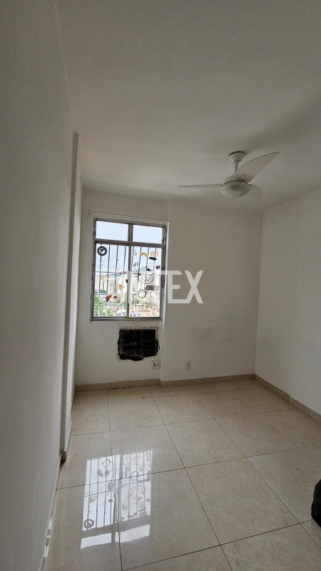 Apartamento à venda com 2 quartos, 72m² - Foto 8