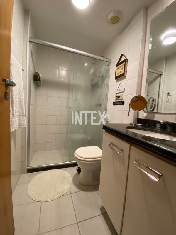 Apartamento à venda com 3 quartos, 135m² - Foto 18