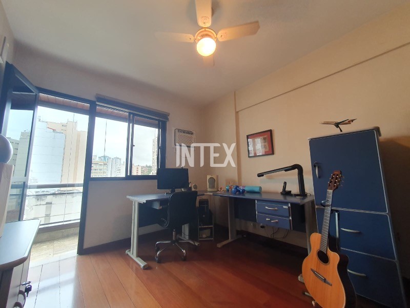 Apartamento à venda com 4 quartos, 195m² - Foto 41