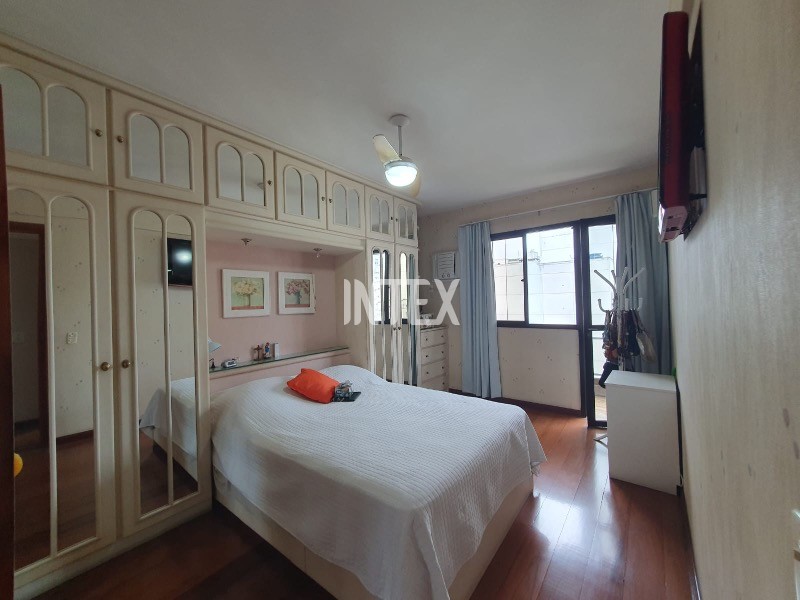 Apartamento à venda com 4 quartos, 195m² - Foto 36