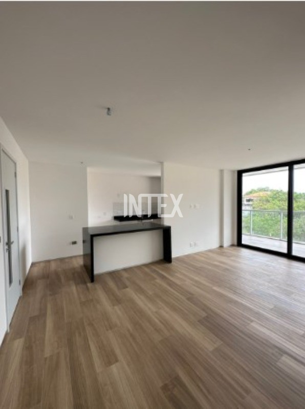 Apartamento à venda com 2 quartos, 90m² - Foto 7