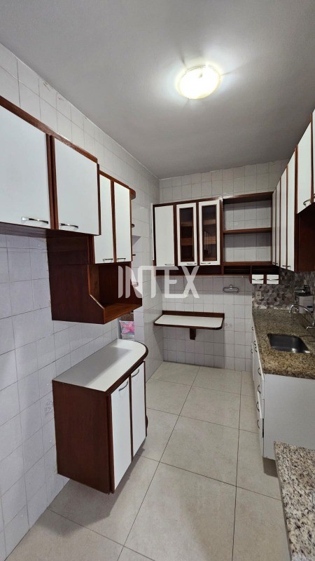 Apartamento à venda com 2 quartos, 72m² - Foto 15